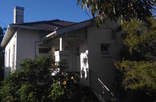 Maroubra Casa | King Single Room with Sea Views in Vegetarian Home