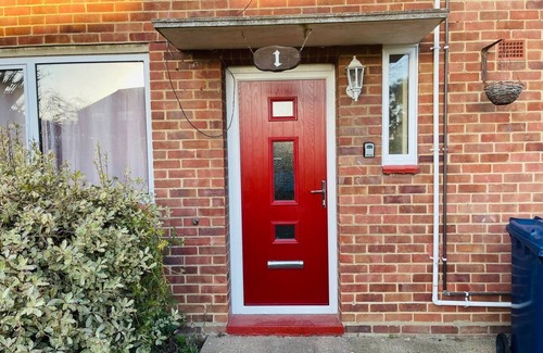 St Ives Casa | King size bed Fast Wi Fi, Garden space, parking,