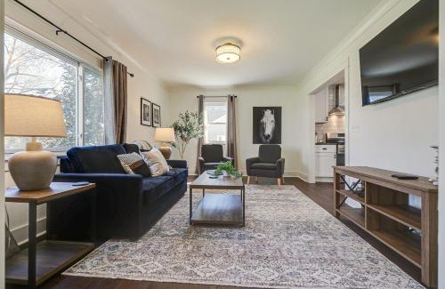 Franklin Casa | King Suite Highland House of Historic Franklin