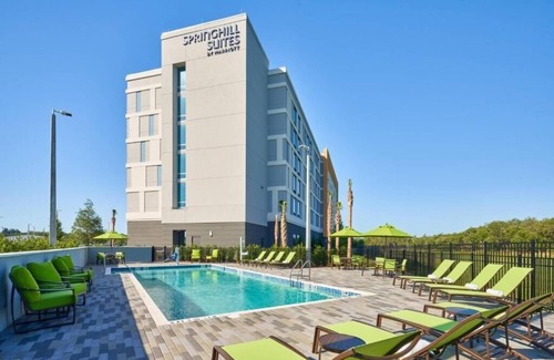 Orlando Apartamento | King Suite Near See You Eyecare ORL