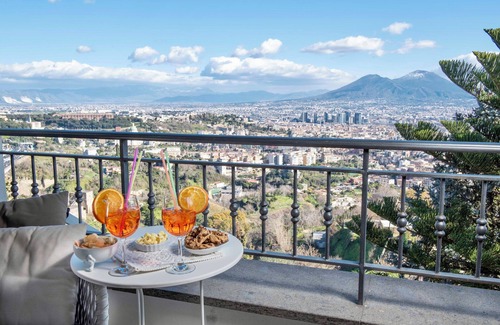 Arenella Apartamento | Suite King con Jacuzzi Panorámica, Terraza, Cocina y 2 Habitaciones