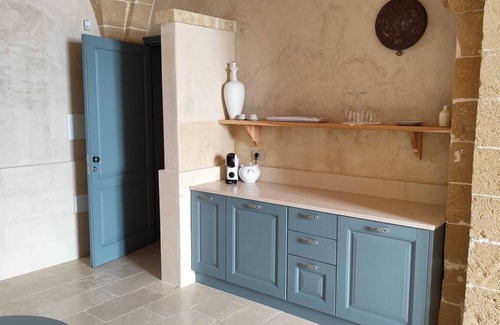 Felline Cama Y Desayuno | King Suite with Private Jacuzzi - Charming in Felline | Borgo Don Ciccio