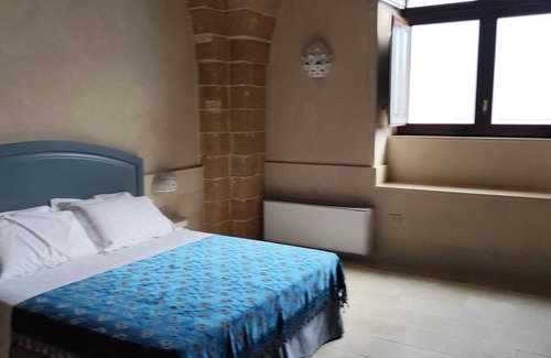 Felline Cama Y Desayuno | King Suite with Private Jacuzzi - Charming in Felline | Borgo Don Ciccio
