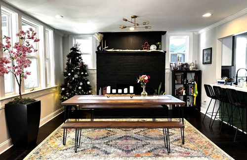West End Casa | King Suite with private entrance
