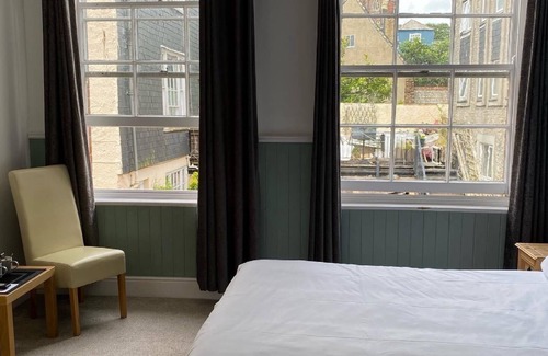 Totnes Hotel | King William IV