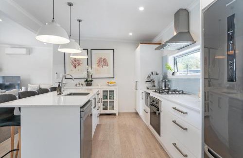 Whiritoa Casa | KING6 - Coastal Calm Retreat
