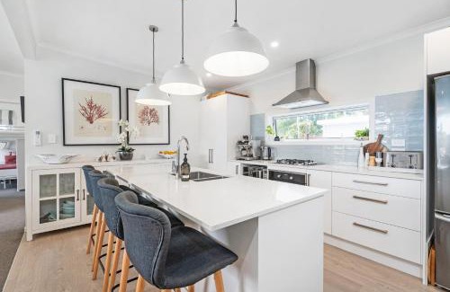 Whiritoa Casa | KING6 - Coastal Calm Retreat