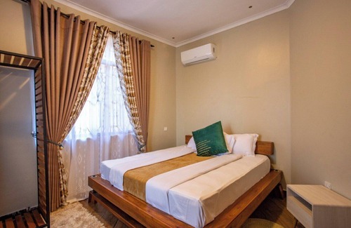 Moshi Hotel | Kinga Home Suites