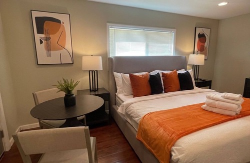 Lynnwood Casa | Kingbeds**Spacious**Parking*W/D included