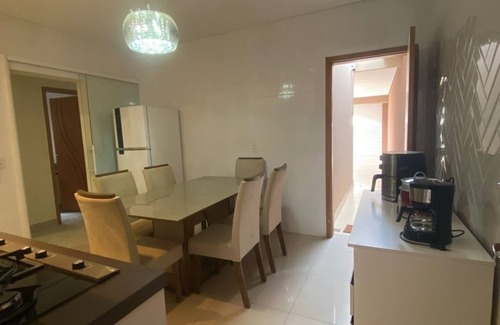Brasilia Casa | Lilly Queen I, 1-Private bedroom with WiFi near to the Airport in Londrina