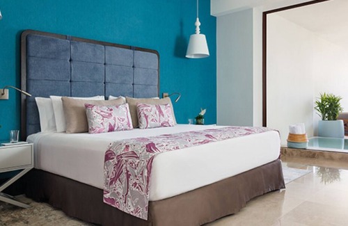 Valle Dorado Complejo | Kingdom of the Sun 2BR Suite – Where Family Fun Meets Imaginative Luxury