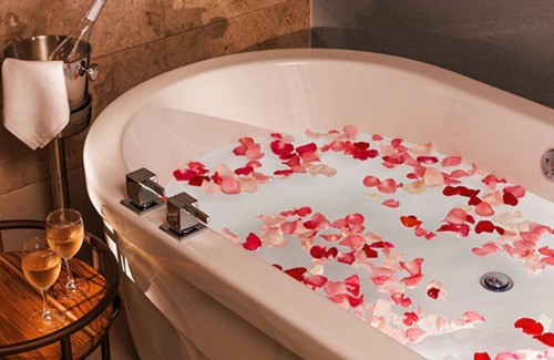 Valle Dorado Complejo | Kingdom of the Sun 2BR Suite – Where Family Fun Meets Imaginative Luxury
