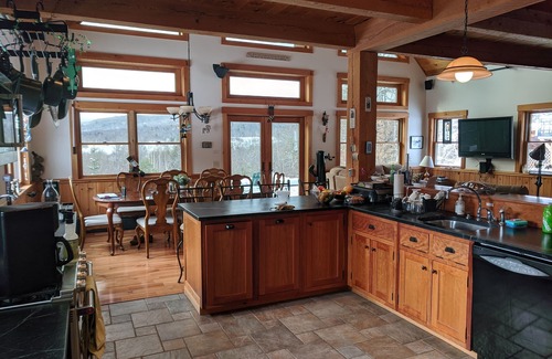 Kingfield Casa | Kingfield Kastle: Stunning Home near Sugarloaf