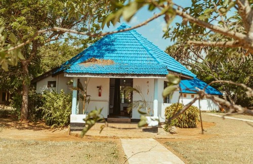Pangani Complejo | Kingfisher Beach Resort
