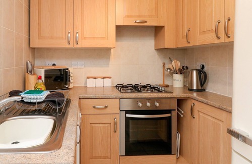 Watermouth Cabaña | Kingfisher Cottage, BERRYNARBOR