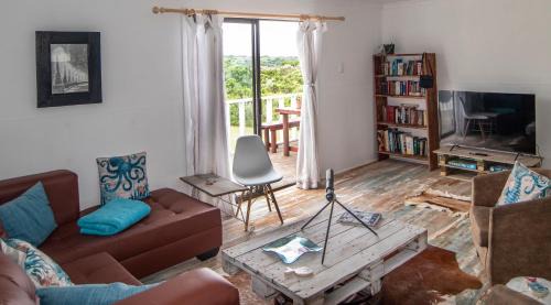 Kei Mouth Casa | Kingfisher Cottage