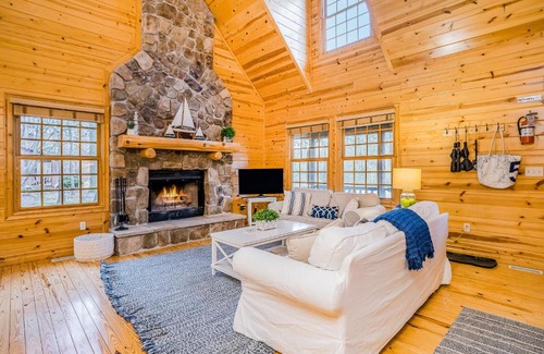 Saugatuck Casa | Kingfisher Cove Cabin 19