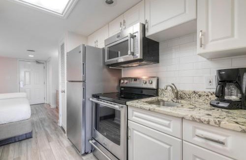 Garden City Hotel | Kingfisher Inn