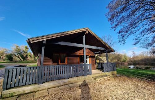 Warminster Casa | Kingfisher Lodge-HuntersMoon -Warminster-Longleat-Bath
