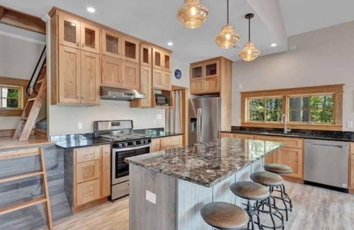 Lily Dale Casa | Kingfisher Point: Beautiful New Home on Cassadaga Lake