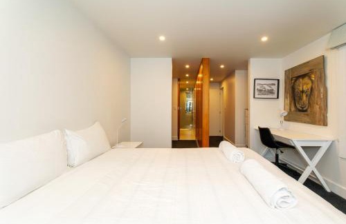 Waiheke Island Villa | Kingfisher Views - Premium family house in Oneroa