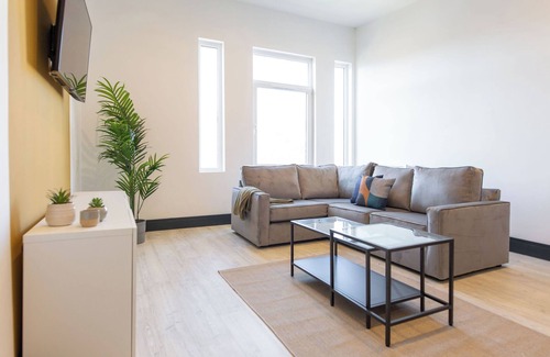 Castle Apartamento | Kings Building- 2 Bed & Bathroom Flats