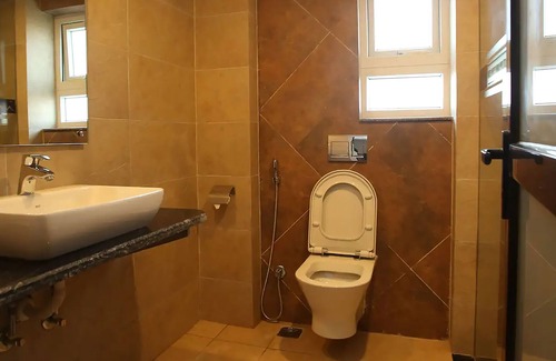 Pokhara Hotel | Kings Hotel Rajkuti