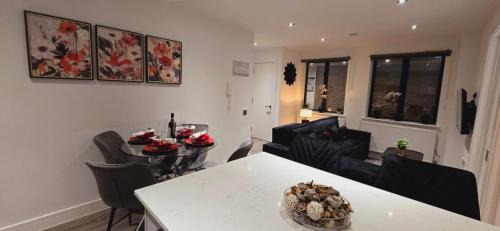 Reading Apartamento | Kings Lodge By Nivaas