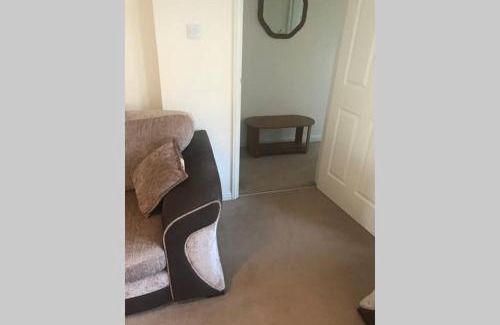 Aberdeen Casa | Kingseat 3 Bed Home With Fast Fibre WiFi &Parking