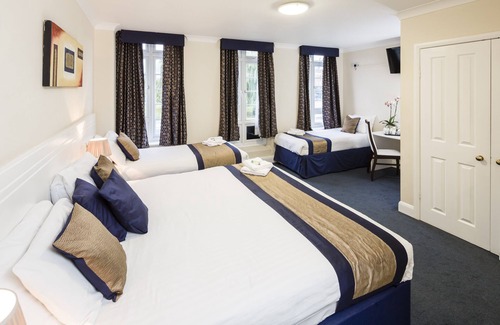 Kingsbury Cama Y Desayuno | Kingsland Hotel