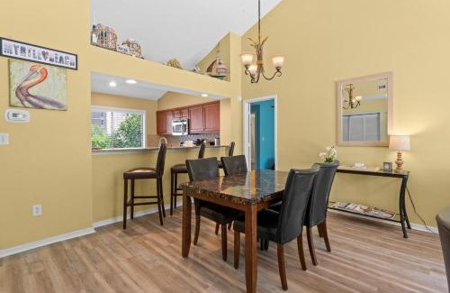 Arcadian Shores Villa | Kingston Richmond Park #11Do