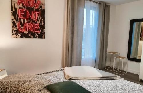Le Blanc-Mesnil Apartamento | Kinkala, charmant 2 pièces à 20 minutes de Paris