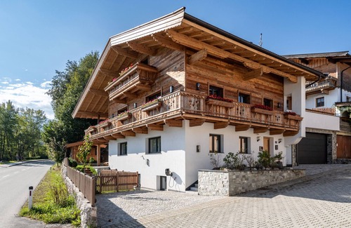 Kitzbuehel Chalet De Esquí | Kinkara Lodge - 3 Bedroom House in the heart of Kirchberg