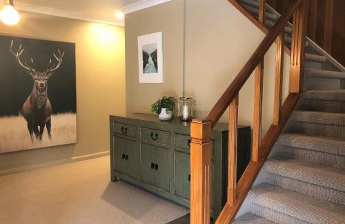 Kinloch Casa | Kinloch Lakeview Lodge - Taupo