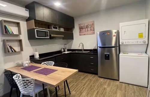 Simon Bolivar Apartamento | Kiran Lodging FH