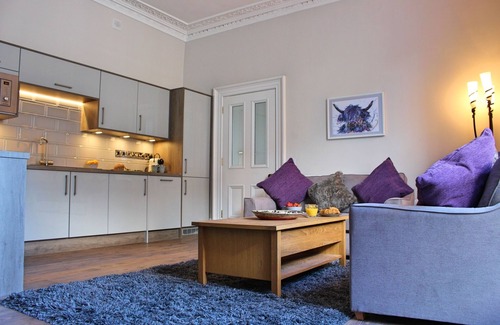 Dalavich Apartamento | * NUEVO * Kirk View, Apartamento de lujo, a 5 minutos de la estación
