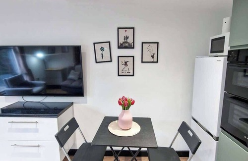 Kirkby Casa | Kirkby Bungalow by City SuperHost