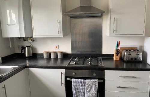 Skegby Casa | Kirkby House, 3 bedroom, sleeps up to 7 with sofa bed, holiday, corporate, contractor stays