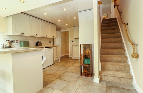 Winder Cabaña | KIRKLAND HOWE COTTAGE, pet friendly, with hot tub in Arlecdon