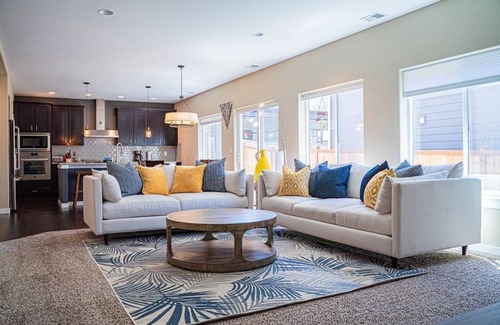 North Rose Hill Casa | Kirkland Luxury Tranquil Retreat 7BR w/ Office