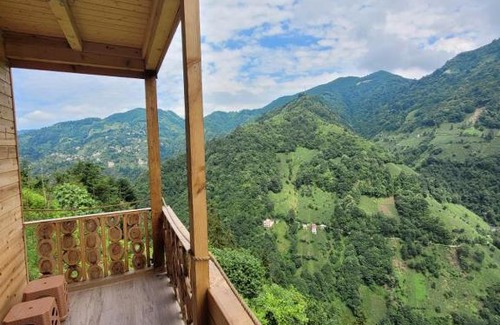 Cayirduzu Chalet De Esquí | Kirsula dağ evi