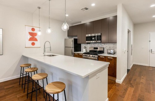 Central Business District Apartamento | Kislak 405 Luxurious 1BR Retreat Above the City