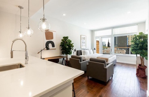 Central Business District Apartamento | Kislak 603 1BR Penthouse with Stunning Rooftop Terrace