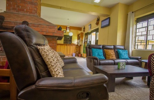 Kisoro Hotel | Kisoro Tourist Hotel