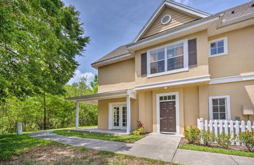Venetian Bay Villages Apartamento | Kissimmee Condo Community Perks, 10 Mi to Disney!