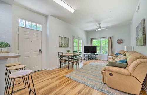 Venetian Bay Villages Apartamento | Kissimmee Condo Community Perks, 10 Mi to Disney!