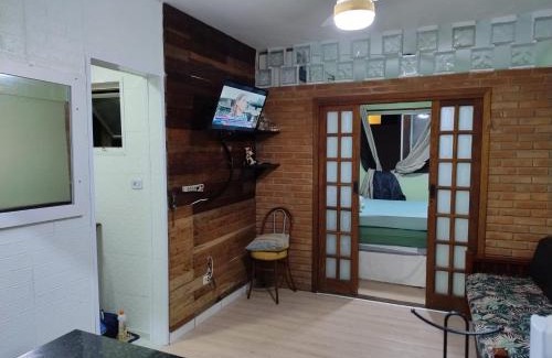 Mirim Apartamento | Kitão pé na areia praia e sol
