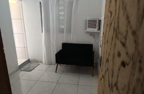 Asturias Apartamento | Kit Flat aconchegante em Asturias-Guarujá - Proximo a Praia da Pitangueiras,-Tombo - Guaiúba e Asturias