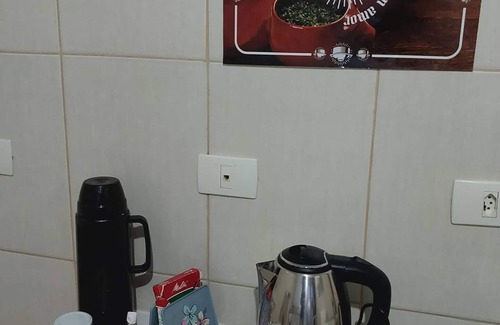 Maringa Apartamento | Kit net 07 Camila space 1 double bed 2 singles.