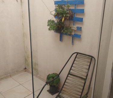 Maringa Apartamento | Kit net 02 quarto e cozinha espaço exclusivo cama casal e cama solteiro